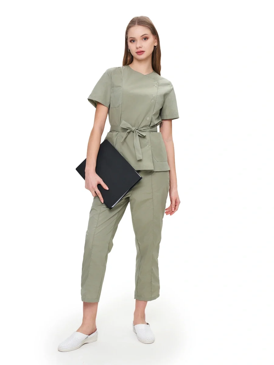 Костюм женский "Юмелия" зеленый воск (АКЦИОННАЯ ЦЕНА 20% с 01.02 по 15.02.26) - фото 2